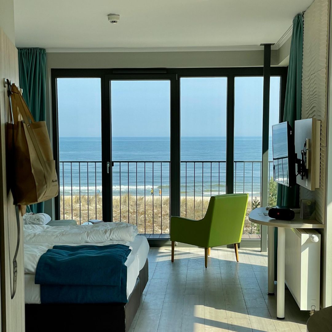 Last-minute bookings boost the summer season