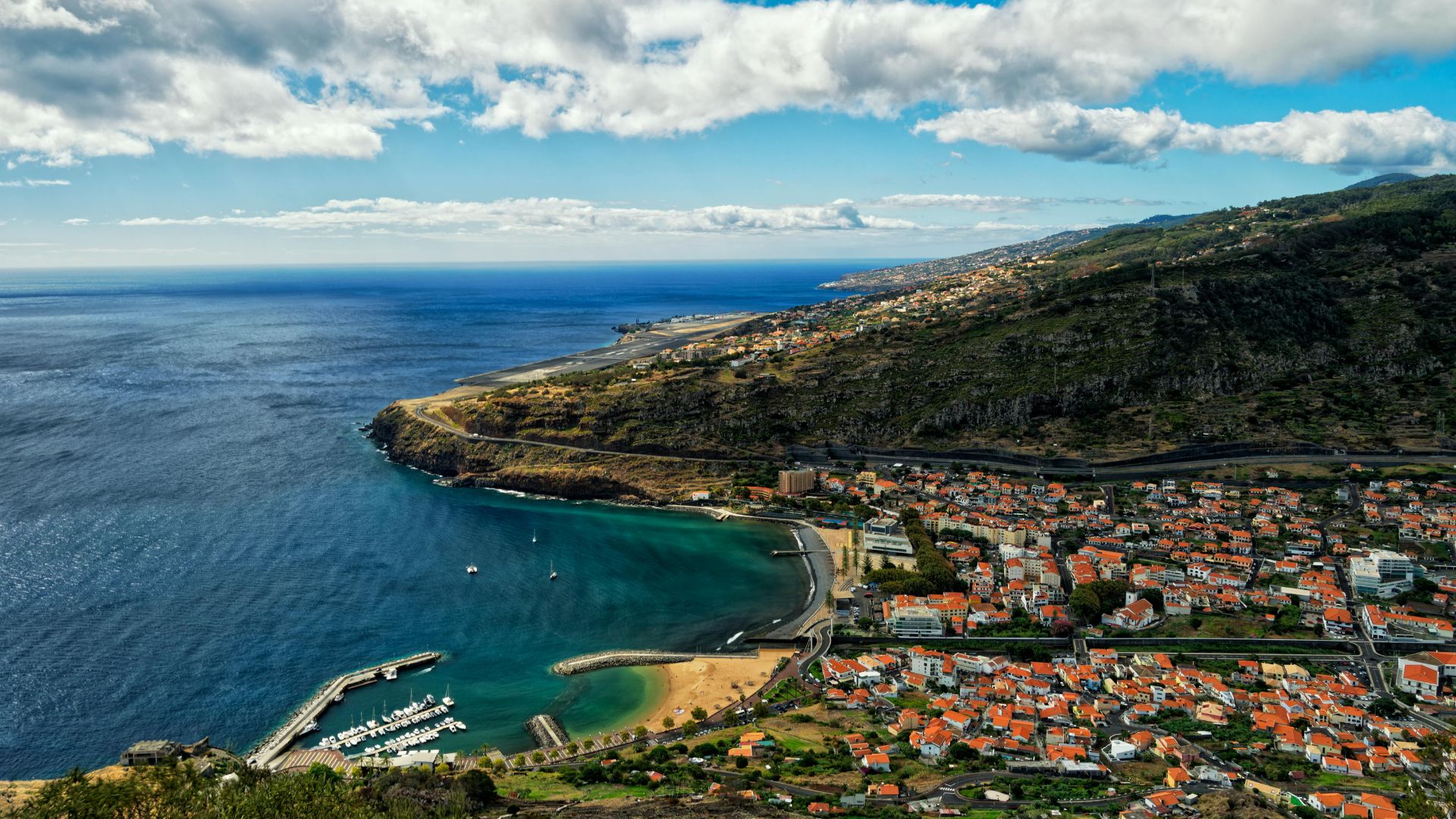 Portugal atinge valor recorde de turistas internacionais em 2024 sendo o 16.º destino mais procurado do mundo